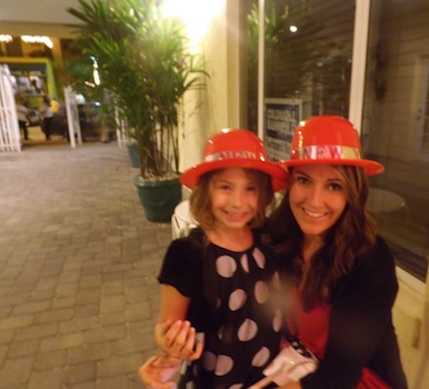 Jennifer Collier with daughter Ella at NSB New Year's Eve / Headline Surfer